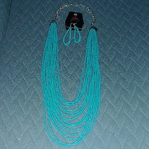 Papparazi Necklace/earrings